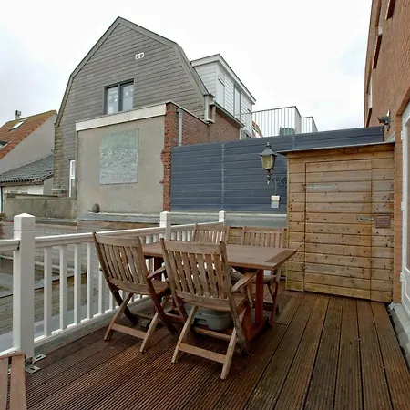 Apartment At Sea